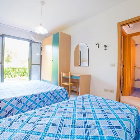Residence Porto Sole Кавалино-Трепорти Екстериор снимка