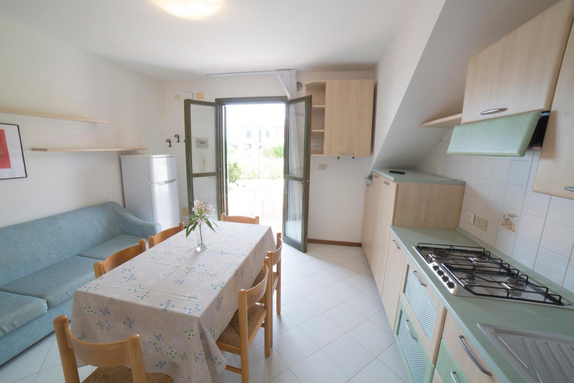 Residence Porto Sole Кавалино-Трепорти Екстериор снимка