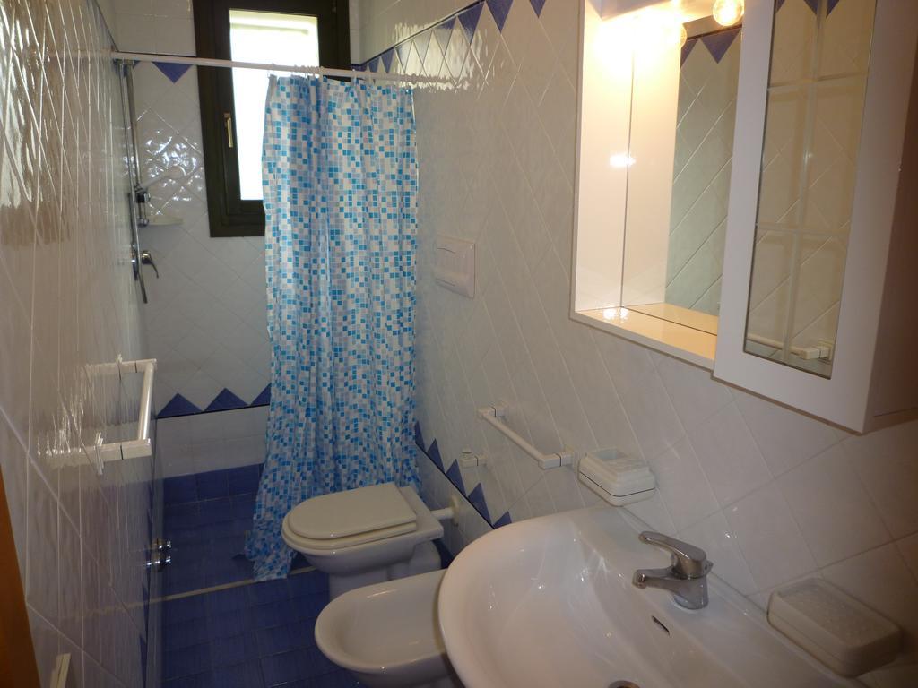 Residence Porto Sole Кавалино-Трепорти Екстериор снимка